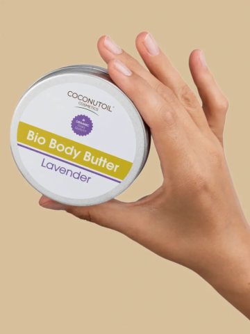 CoconutOil Cosmetics Bio Telové Maslo s Levanduľou – 60 ml Coconutoil Bio Telové Maslo s Levanduľou 60 ml na hydratáciu, regeneráciu a upokojenie suchej pokožky.